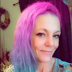 Meet your Posher, Shiloe